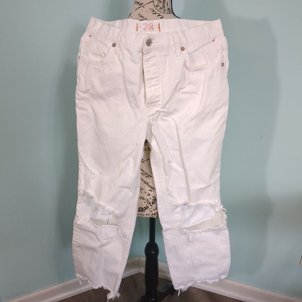 FREE PEOPLE MAGGIE JEANS OB1160849 DISTRESSED OPTIC WHITE SIZE 28 button fly